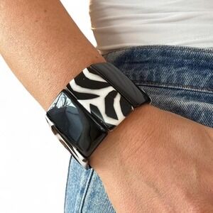 VINTAGE BLACK‎ & WHITE GEOMETRIC STRETCHY CUFF BANGLE BRACELET